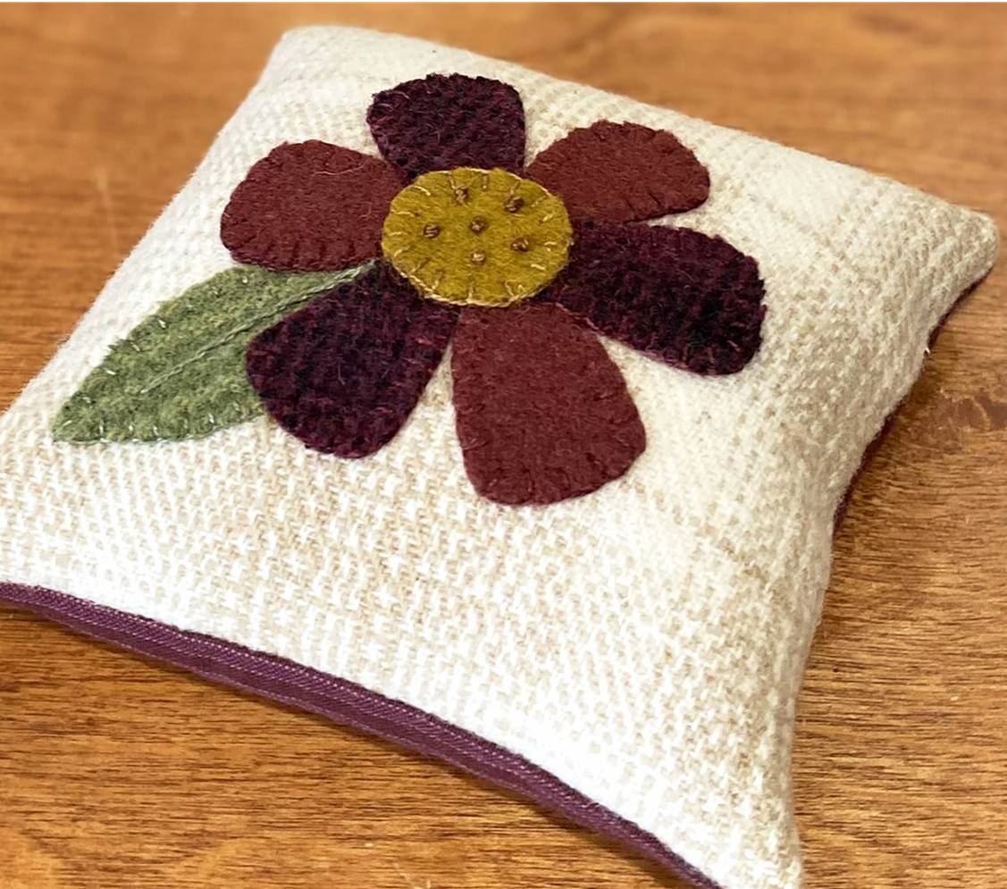 Lanacot Textures Pincushion